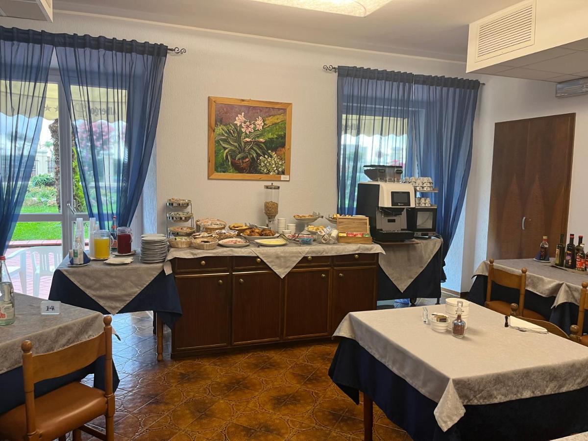 Albergo Mp Нолі Екстер'єр фото